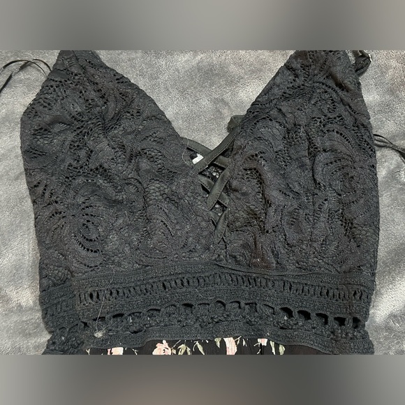 Floral Romper - Picture 4 of 4